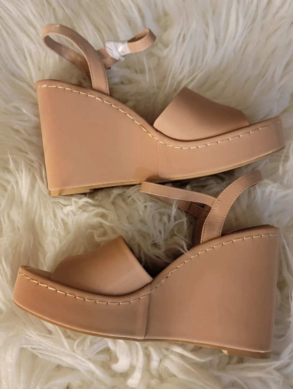 🆕️👡Olivia Miller Magnetic Wedge Sandals